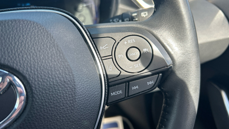 Toyota Corolla 1.8 VVT-i Hybrid Icon Tech 5dr CVT Hybrid Hatchback